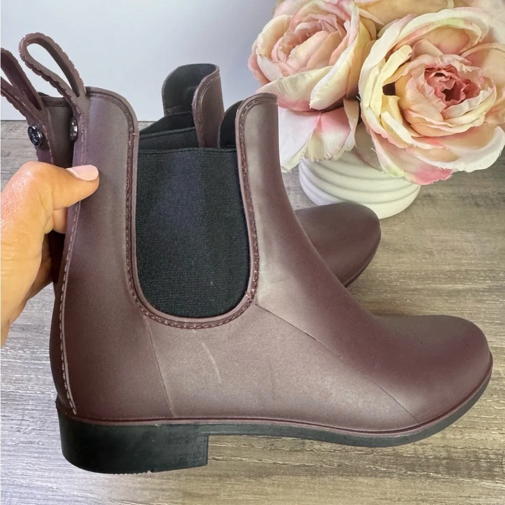 Sam Edelman Tinsley sangria matte pull tab rainboots size 7 EUC